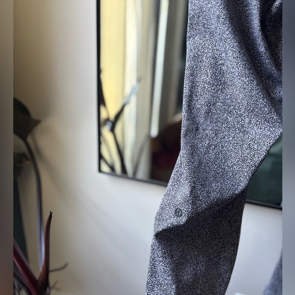 LULULEMON | on the fly pant | size 10 - Picture 5 of 5